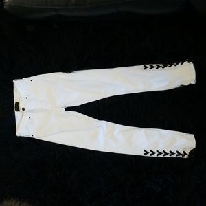 Black Orchid 26 white w black laceups- stains-good to tie dye or botanically dye